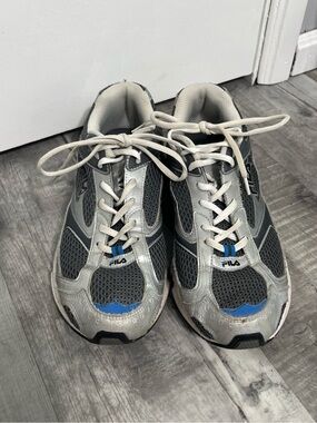 Fila Men's Gray and Blue Mesh Athletic Sneakers